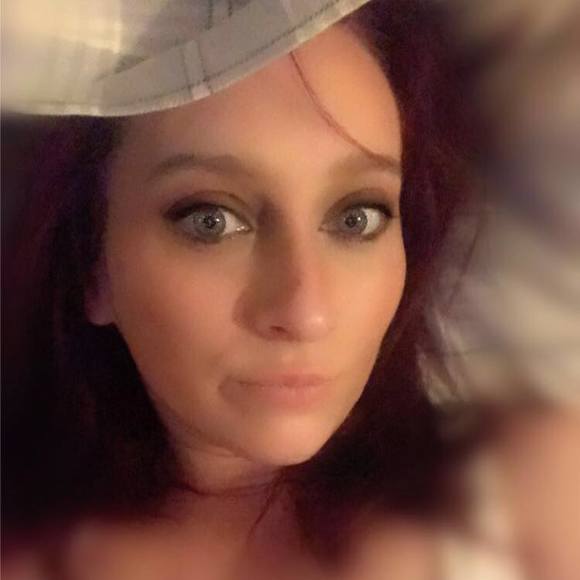 Meet your Posher, Mandy - Picture 1 of 1